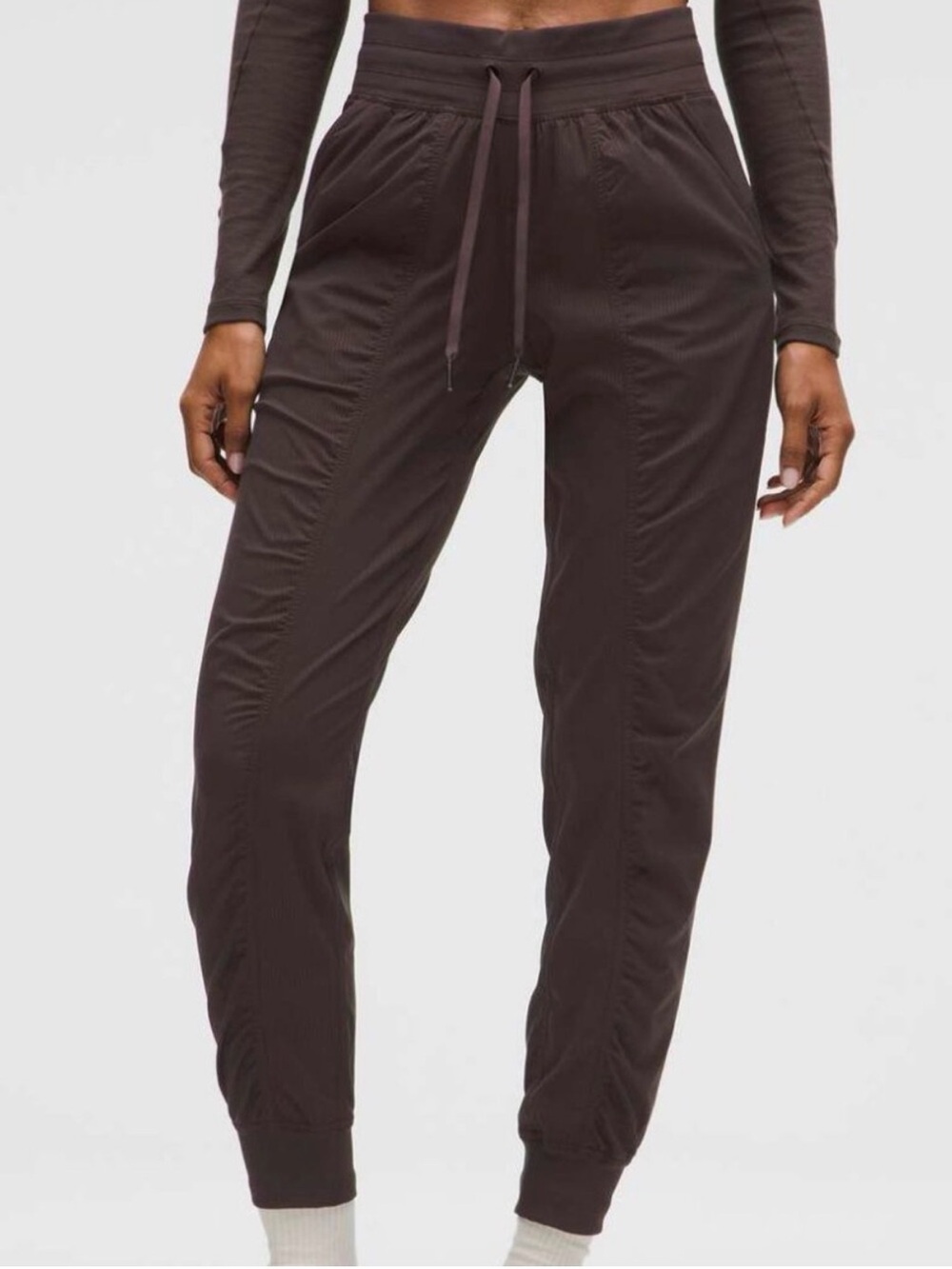Lululemon Brown 7/8 Jogger Dance Pants